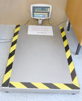 Elektronická váha řízená mikrokontrolérem Váhový rozsah 0, - 4