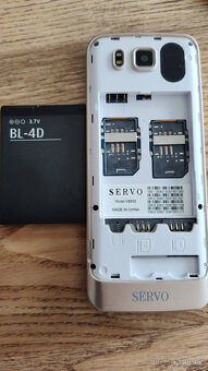 NOVY Servo 4Sim (na 4 sim karty) - 4