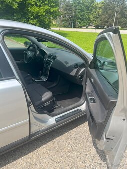 VOLVO V50 2.0D - 4