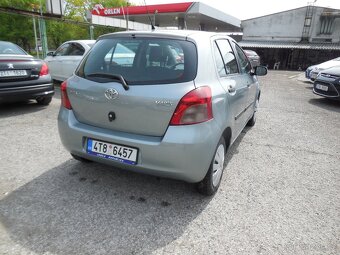 Prodám Toyota Yaris 1.0,1maj. - 4