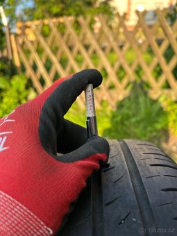 Prodám 4x plechové disky 5x100, Letní 185/60 R15 - 4