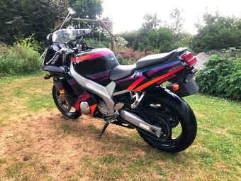 Yamaha FZR 600R, plně funkční, velmi zachovalá - 4