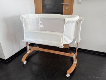 Postýlka s funkcí kolébky Petite&Mars - 4