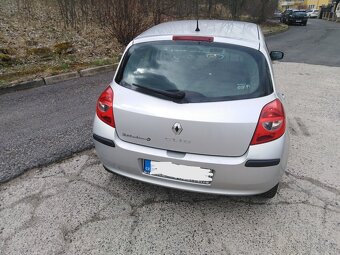 Renault Clio III - 4