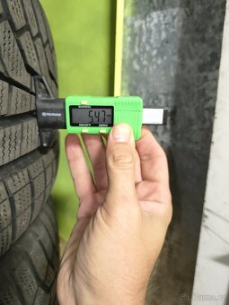 Hankook winter Icept Evo 235/55 R17 103V - 4