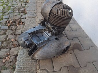PRODÁM motor ČZ 175/502 (rikša) - 4