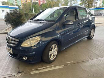 Mercedes-Benz B 180D - 4