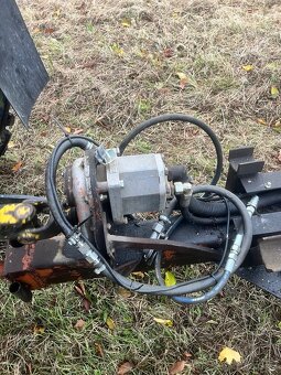 Unhz 500 , nakladač , Vyvážečka - 4