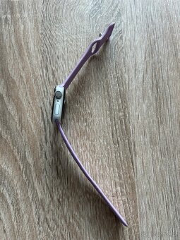 Prodám Apple Watch series 4 40mm - 4