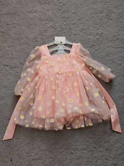 Krásné Nové Šaty velikost 12 - 18 Měsíců - 4