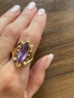 Zlatý dámský prsten - 4