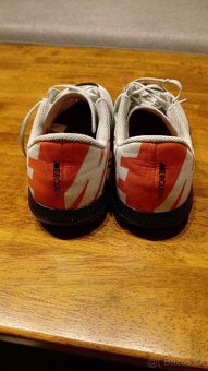 Dívčí kopačky nike velikost.36 - 4