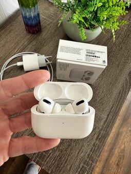 Apple Airpods PRO - 4
