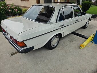 mercedes w123 - 4