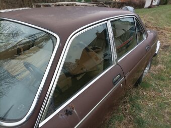Chrom, exteriér a interiér Jaguar XJ6 - 4