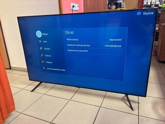 Prodám TV Samsung UE55TU8072 - 4