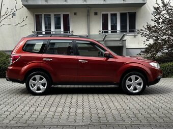 Subaru Forester 2.0 D SUV 4x4 Xenony Tažné 2t Kamera 1. Maj - 4