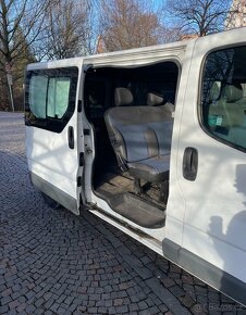 Renault Trafic extra long 6-9 míst 1.9dci 2011 - 4