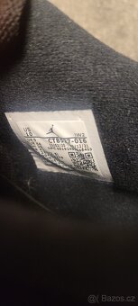 Air Jordan 4 - 4