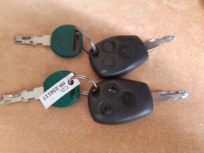 RENAULT TRAFIC 2.0 / 84KW - 4