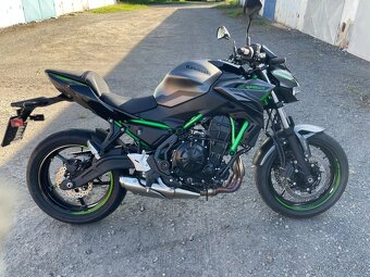 Kawasaki Z650 - 4
