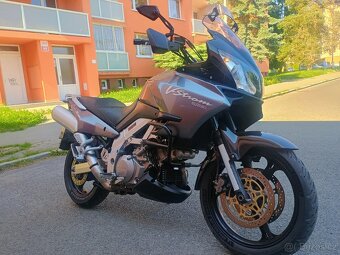Suzuki DL1000 V-Strom - 4