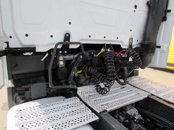 Predám Mercedes Actros 1845 BL602TR - 4