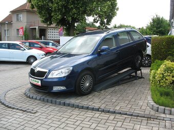 Octavia combi II 1,6 TDiCR-77 kW, 98.000,-Kč - 4