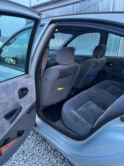 Renault Megane Classic - 4