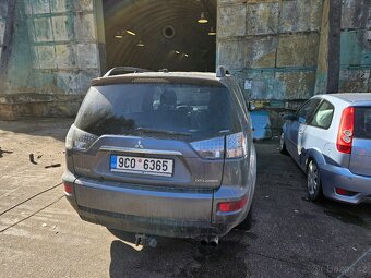 Mitsubishi Outlander 2.2di-d PADLE TURBO - 4