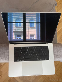 MacBook M1 Pro, 16 GB RAM, 512 GB SSD, 16-core GPU - 4