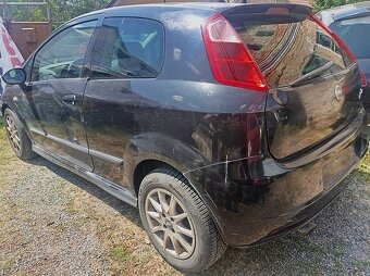 Fiat Grande Punto 1.9JTD - 96kW ,6ti kvalt - rozprodám na ND - 4