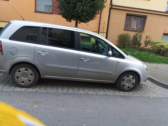 Prodám Opel Zafira 2006 1.9 nafta - 4