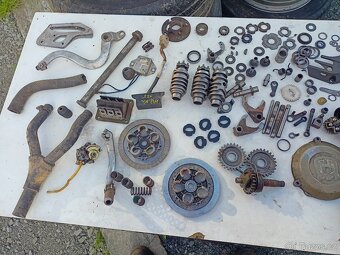 Husqvarna WR 125 CR 125 WRE 125 dily - 4