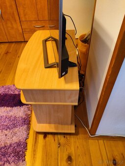 Krásný televizní stolek - 4