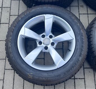 Audi 8 - 17" alu + zimní 235/60 R17 Dunlop - 4