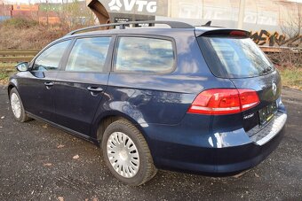 Volkswagen Passat 2,0 TDi PO SERVISU,BEZ KOROZE - 4