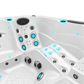 Luxusní vířivka pro 5 osob – BALBOA, špičková výbava - 4