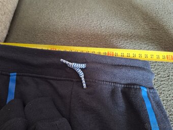 Chlapecké tepláky vel.128, značky Y.F.K - 4