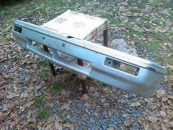 Přední nárazník a světla na Ford Sierra, Siera první řady - 4