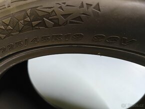 4ks Zimní pneu Nexen winguard sport 2 - 225/45/19 - 96V - 4