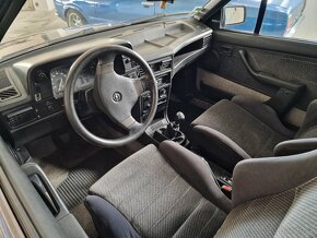 Opel Kadett E cabrio - 4