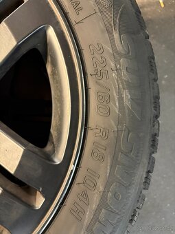 /// Alu kola R18 CHRYSLER 300C vč. pneu /// - 4