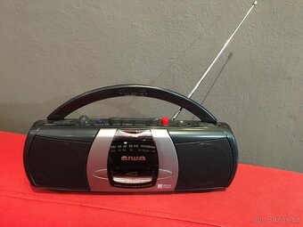 Staré rádio Aiwa - 4