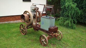Stabilní motor Slavia 4HP - 4