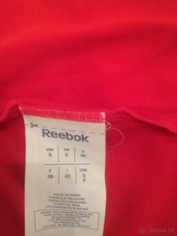 Sportovní tílko se všitou podprsenkou - 4
