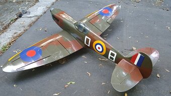 Spitfire Hangar9 - 4