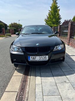 BMW E90 330xd 170kW - automat, M-paket - 4