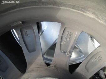 ALU kola 5X120 BMW 8X18 pneu GOOD YEAR 245/45/18 - 4