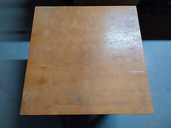 Konferenční stolek - 4